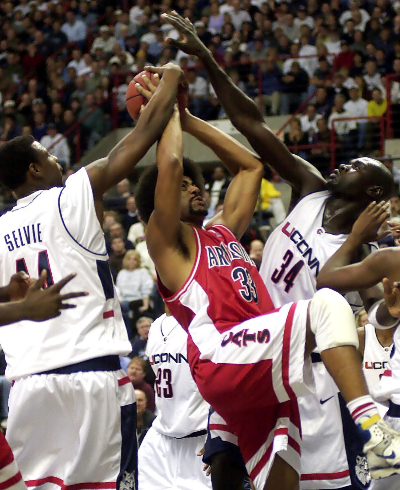 Arizona UConn 2000